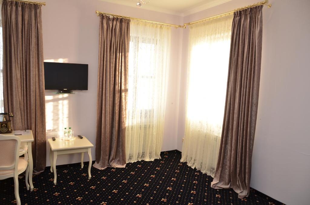 Chateau Royal Hotel Berezovka  객실 사진