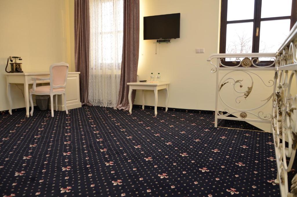 Chateau Royal Hotel Berezovka  객실 사진