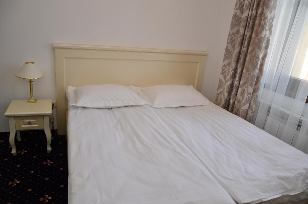 Chateau Royal Hotel Berezovka  외부 사진